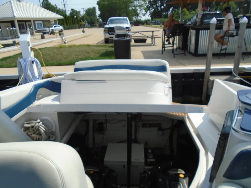 Slide: The Image of Larson 370 CABRIO 2006 - 25