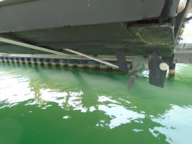 Slide: The Image of Larson 370 CABRIO 2006 - 5