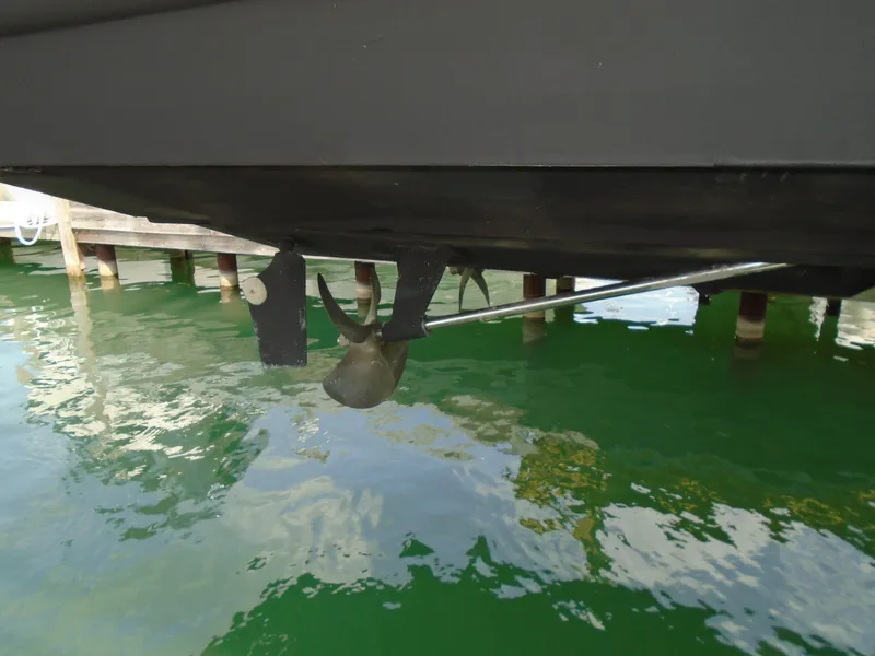 Slide: The Image of Larson 370 CABRIO 2006 - 6