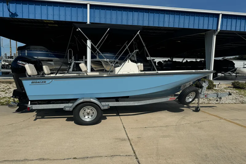 Slide: The Image of Boston Whaler 170 Montauk 2025 - 1