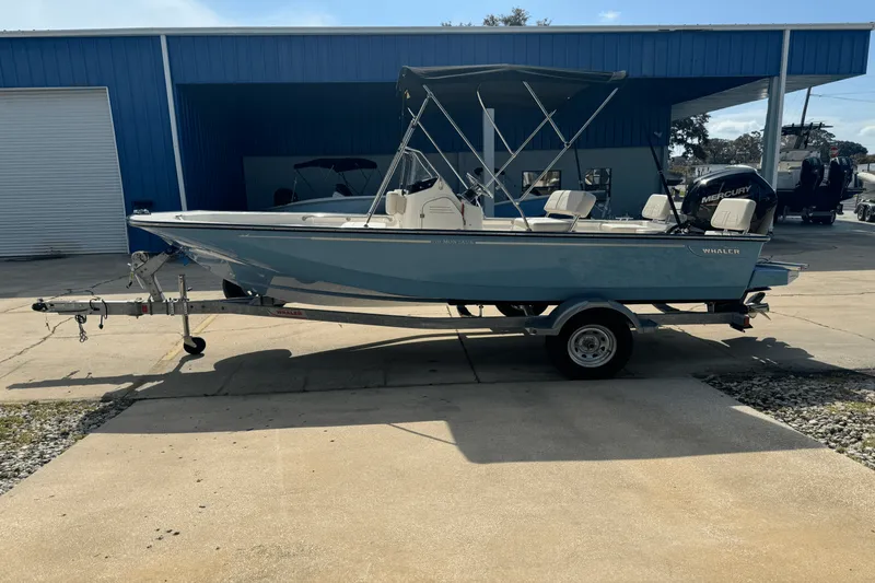 Slide: The Image of Boston Whaler 170 Montauk 2025 - 4