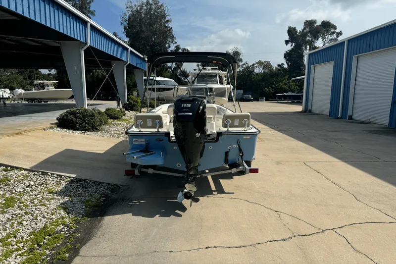 Slide: The Image of Boston Whaler 170 Montauk 2025 - 6