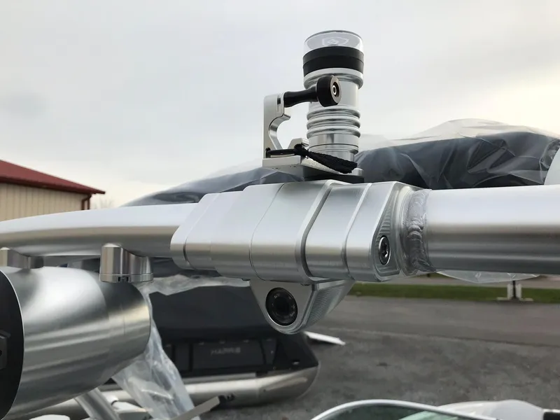 Slide: The Image of MasterCraft X23 2018 - 17