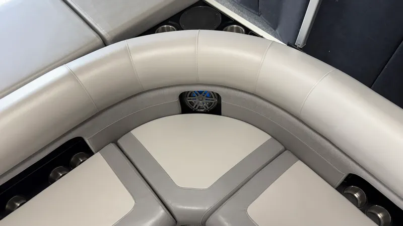 Slide: The Image of Premier 230 SUNSATION 2024 - 53