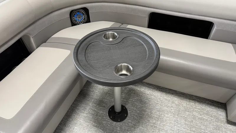 Slide: The Image of Premier 230 SUNSATION 2024 - 60