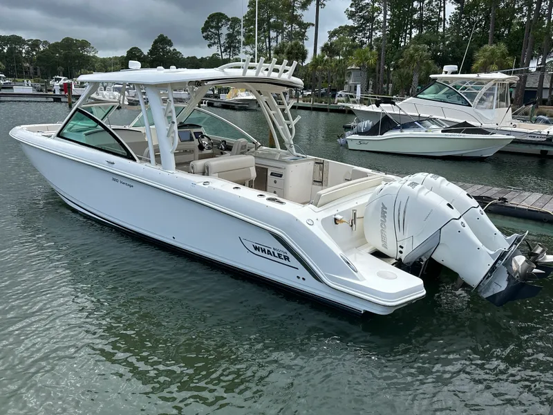 The Image of Boston Whaler 320 VANTAGE 2017 - 0