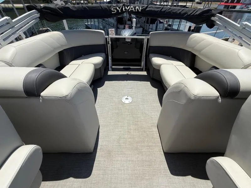 Slide: The Image of Sylvan MIRAGE 8522 LZ 2024 - 10