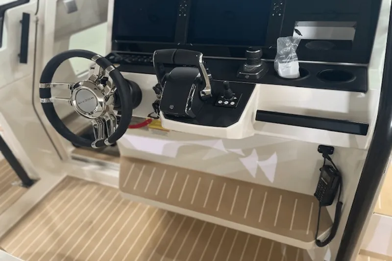 Slide: The Image of Saxdor 320 GTO 2025 - 10