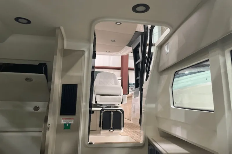 Slide: The Image of Saxdor 320 GTO 2025 - 22