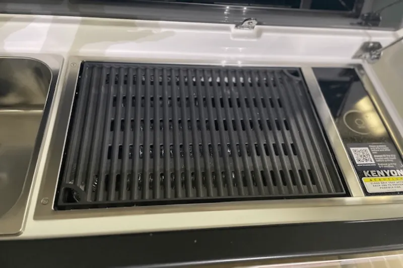 Slide: The Image of Saxdor 320 GTO 2025 - 26