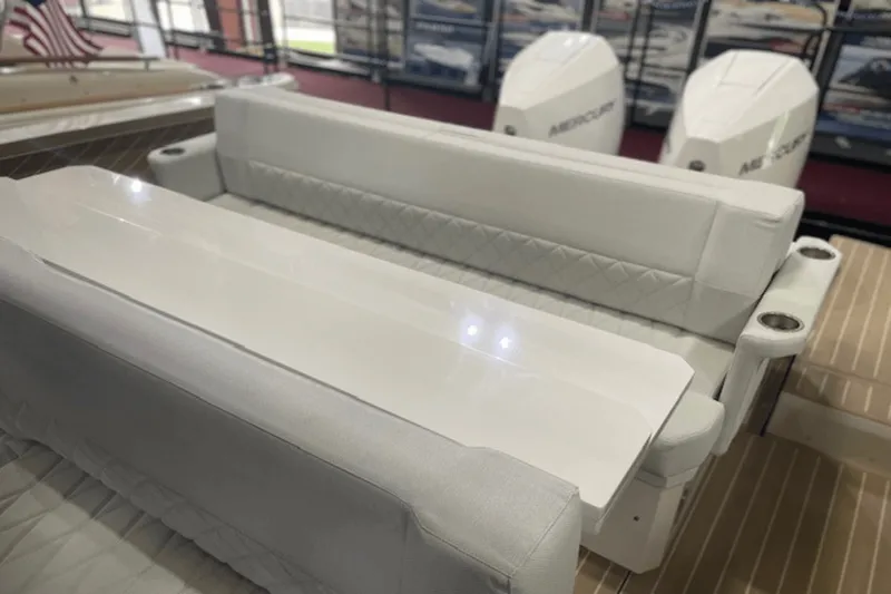 Slide: The Image of Saxdor 320 GTO 2025 - 30