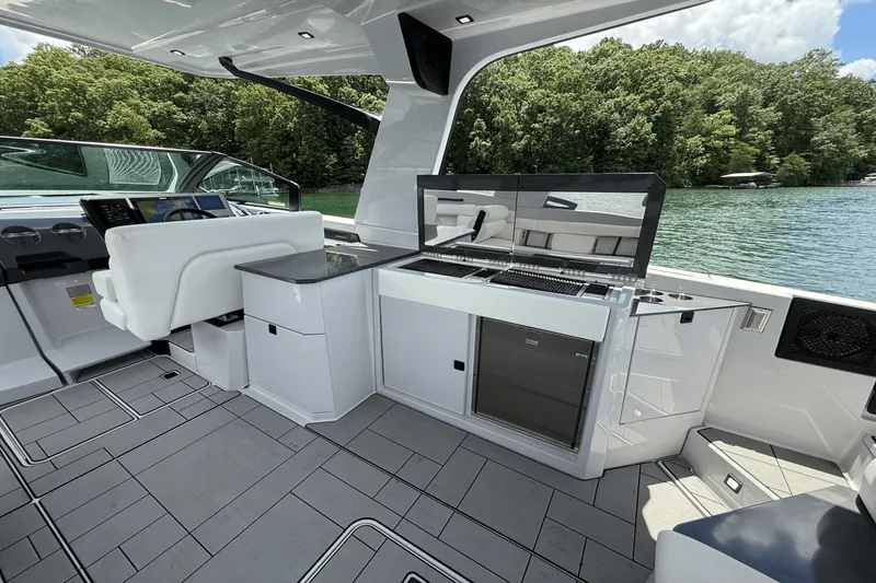 Slide: The Image of Aviara AV 36 2022 - 35