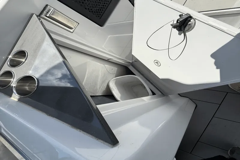 Slide: The Image of Aviara AV 36 2022 - 36