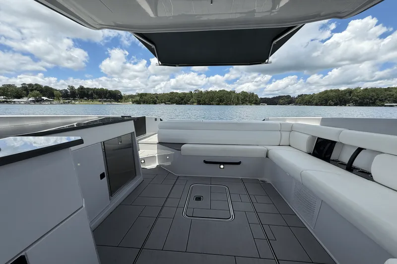 Slide: The Image of Aviara AV 36 2022 - 37