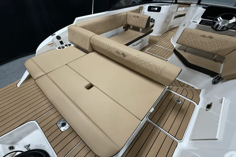 Slide: The Image of Sea Ray SDX 230 Outboard 2026 - 26