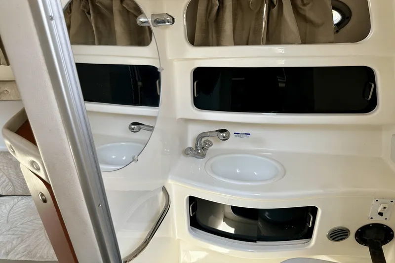 Slide: The Image of Chaparral 260 SIGNATURE 2005 - 38