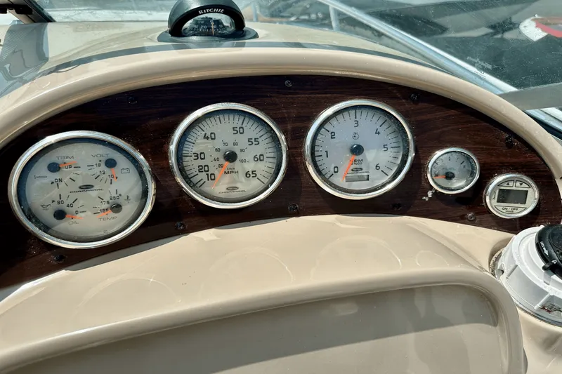 Slide: The Image of Chaparral 260 SIGNATURE 2005 - 44