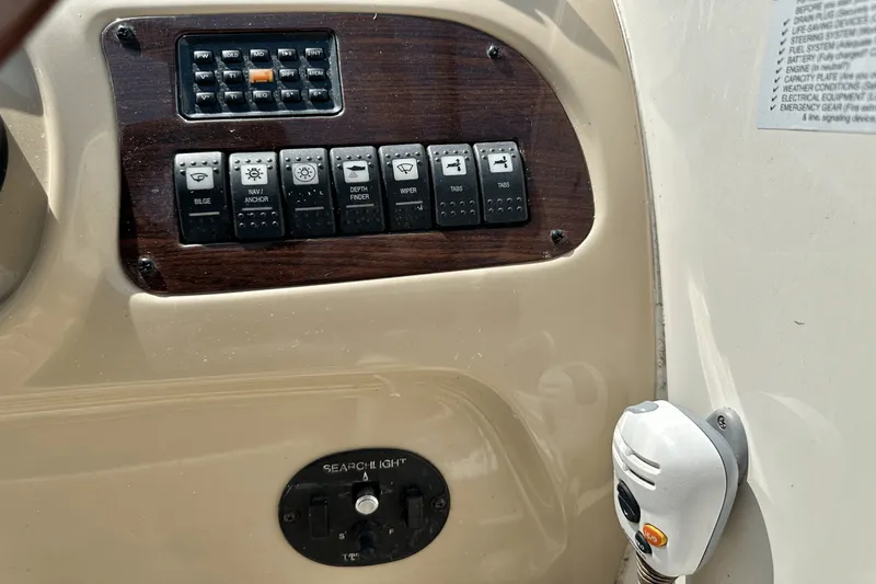 Slide: The Image of Chaparral 260 SIGNATURE 2005 - 46