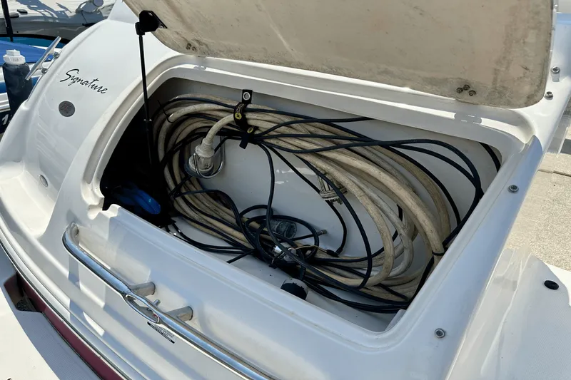 Slide: The Image of Chaparral 260 SIGNATURE 2005 - 62