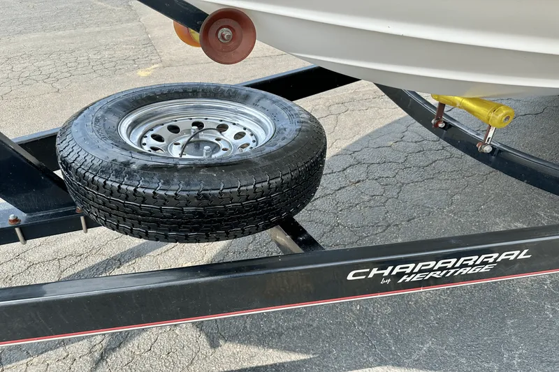 Slide: The Image of Chaparral 260 SIGNATURE 2005 - 8