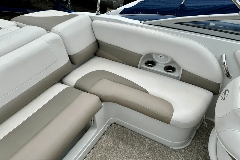 Slide: The Image of Crownline Boats 205 SS 2019 - 22