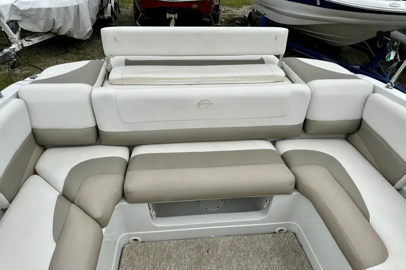 Slide: The Image of Crownline Boats 205 SS 2019 - 27