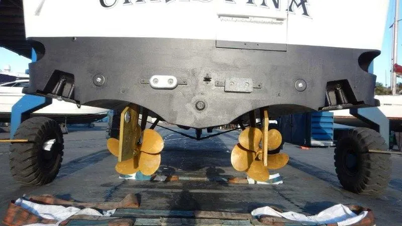 Slide: The Image of Riviera 58 Enclosed Flybridge 2004 - 53