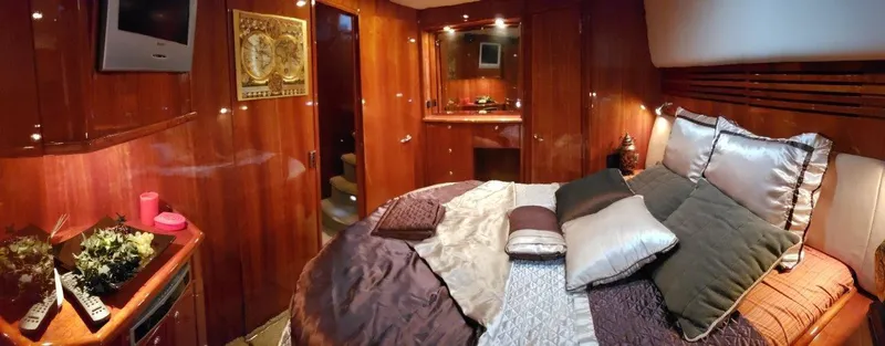 Slide: The Image of Riviera 58 Enclosed Flybridge 2004 - 68