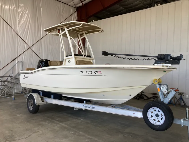 Slide: The Image of Scout 195 SPORTFISH 2019 - 6