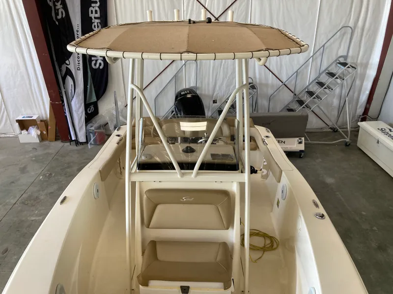 Slide: The Image of Scout 195 SPORTFISH 2019 - 9