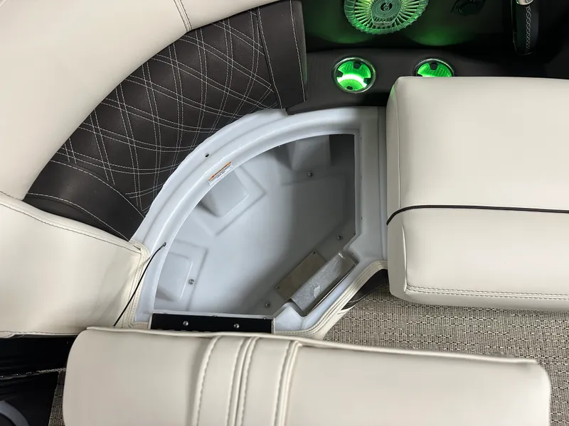Slide: The Image of Barletta Lusso 2025 - 86