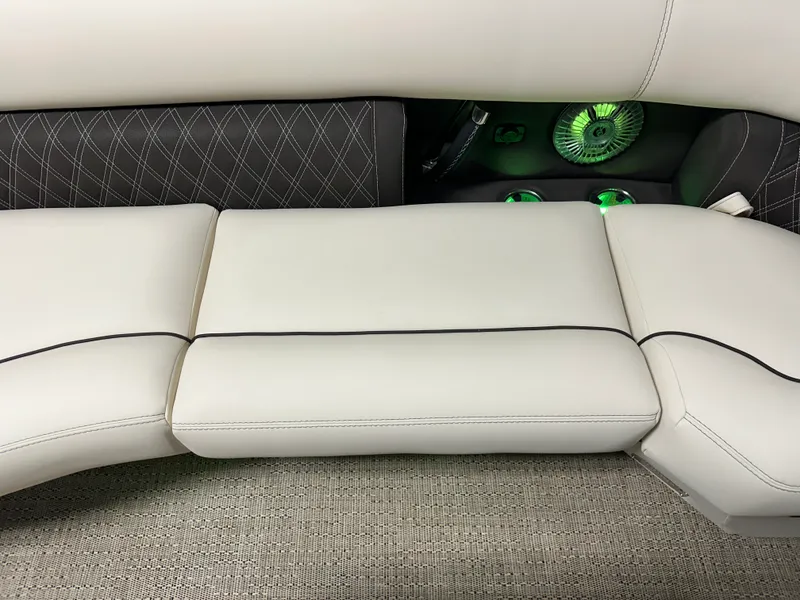 Slide: The Image of Barletta Lusso 2025 - 75