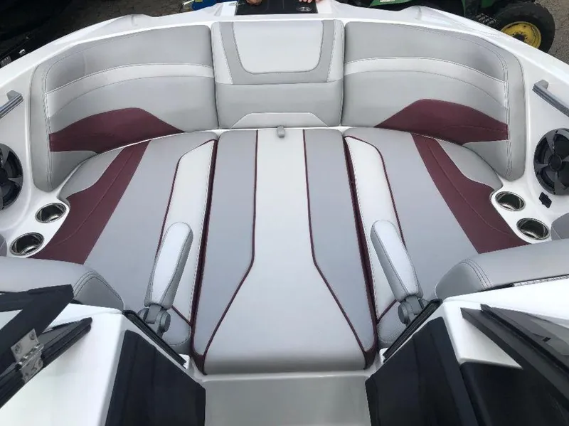 Slide: The Image of Malibu Wakesetter 22 MXZ 2018 - 26