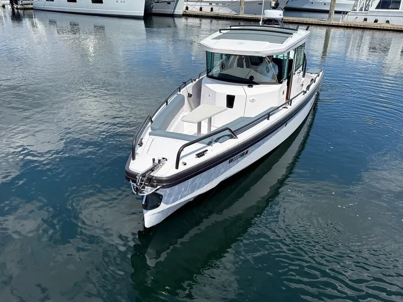 Slide: The Image of Axopar 28 CABIN 2022 - 18