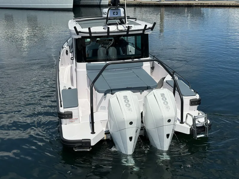 Slide: The Image of Axopar 28 CABIN 2022 - 27