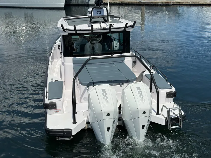 Slide: The Image of Axopar 28 CABIN 2022 - 28