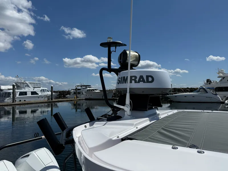 Slide: The Image of Axopar 28 CABIN 2022 - 36