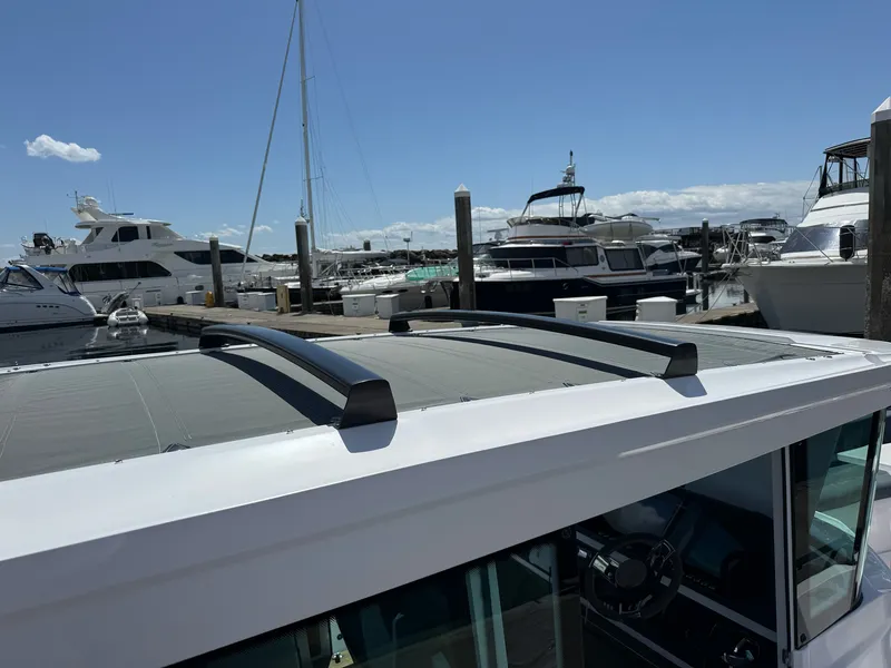 Slide: The Image of Axopar 28 CABIN 2022 - 37