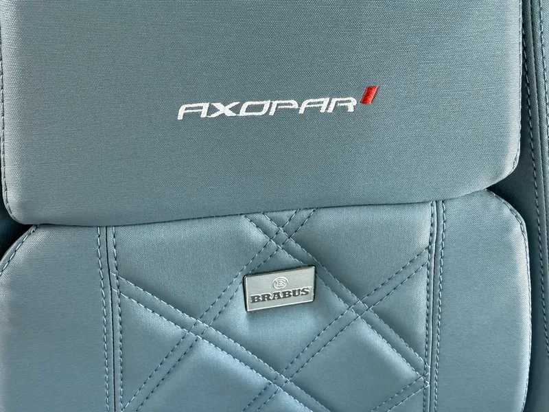 Slide: The Image of Axopar 28 CABIN 2022 - 52