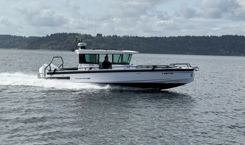 The Image of Axopar 28 CABIN 2022 - 0