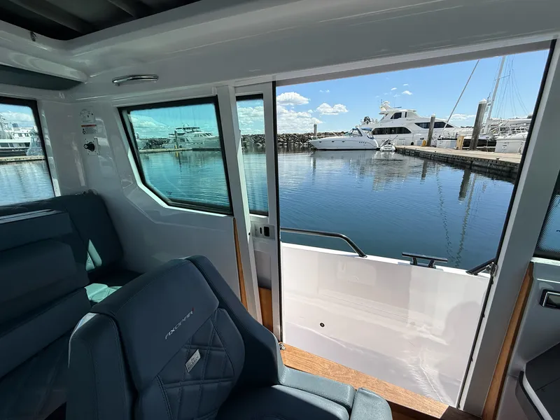 Slide: The Image of Axopar 28 CABIN 2022 - 70