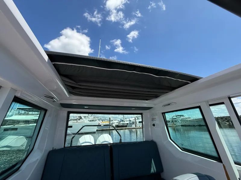 Slide: The Image of Axopar 28 CABIN 2022 - 73