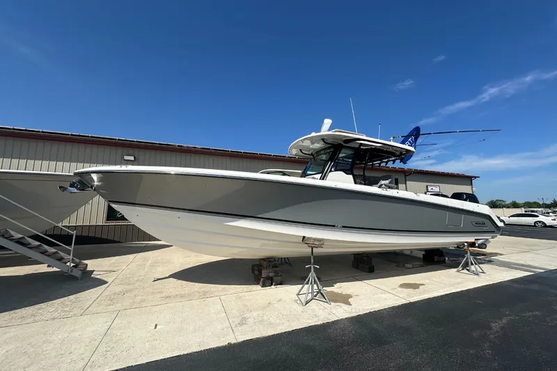 Slide: The Image of Boston Whaler 330 Outrage 2024 - 2