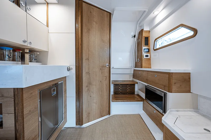 Slide: The Image of Bertram 39CC 2022 - 43