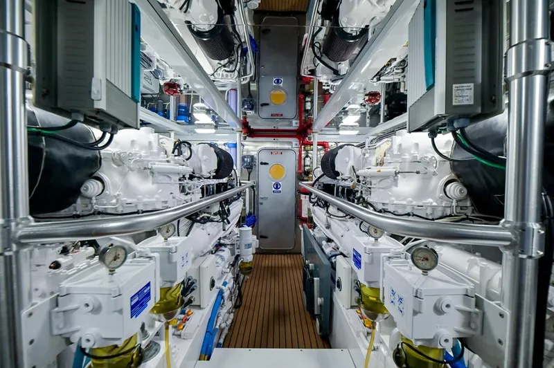 Slide: The Image of Sea Force IX 94 2013 - 37