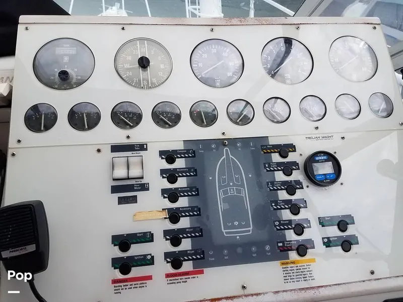 Slide: The Image of 1990 Trojan 8.6 Meter for sale in Philadelphia, PA - 20