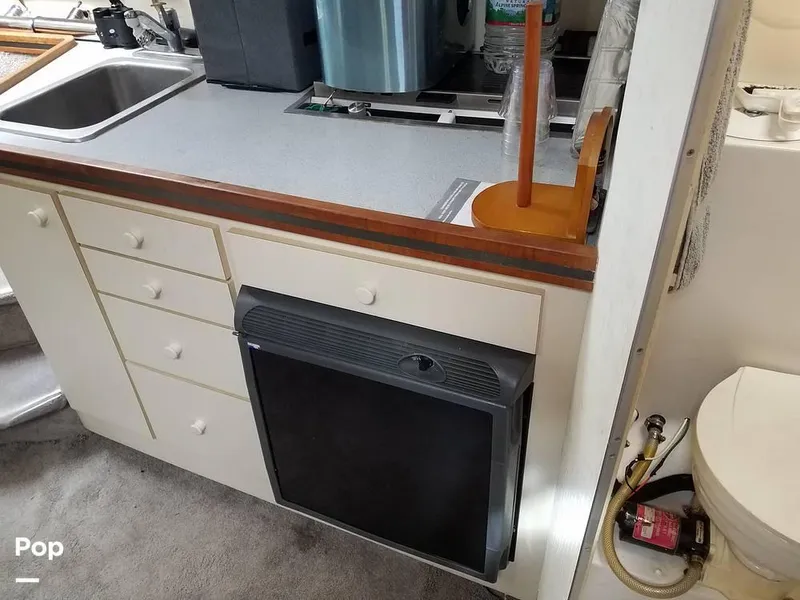 Slide: The Image of 1990 Trojan 8.6 Meter for sale in Philadelphia, PA - 34