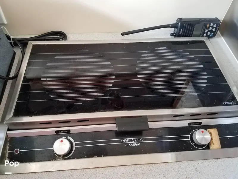 Slide: The Image of 1990 Trojan 8.6 Meter for sale in Philadelphia, PA - 38