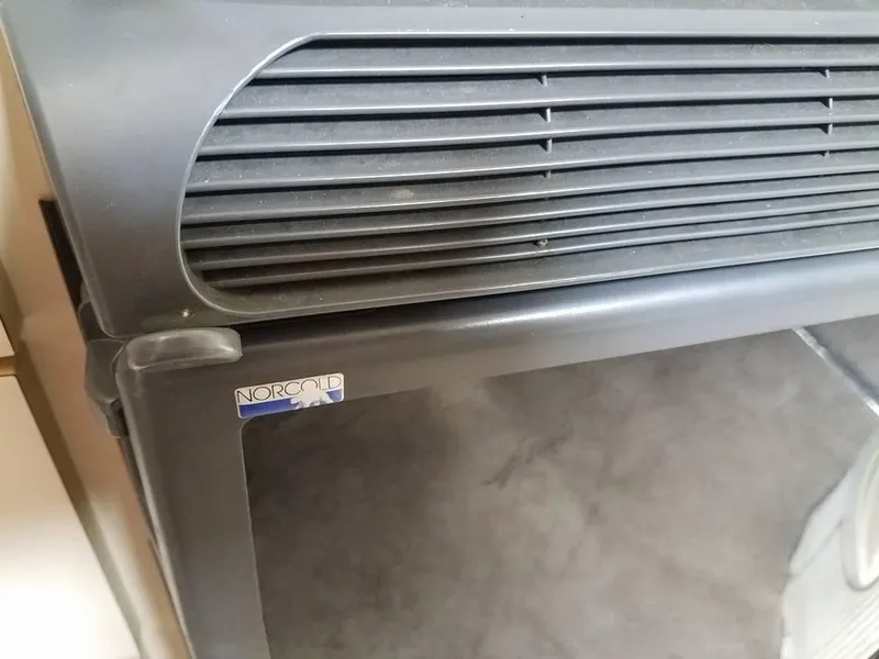 Slide: The Image of 1990 Trojan 8.6 Meter for sale in Philadelphia, PA - 40