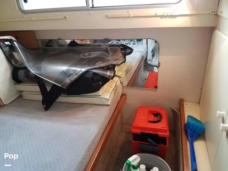 Slide: The Image of 1990 Trojan 8.6 Meter for sale in Philadelphia, PA - 64